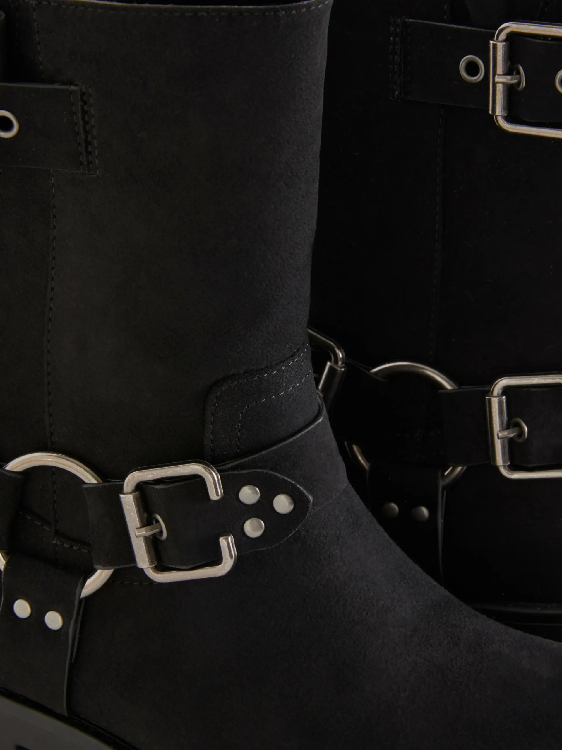 Botas Estilo Motard Imitação Camurça
