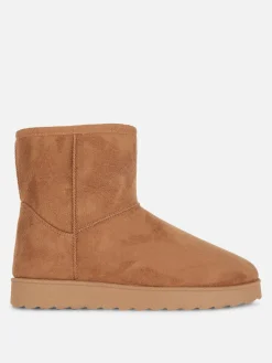 Botins Imitação Camurça