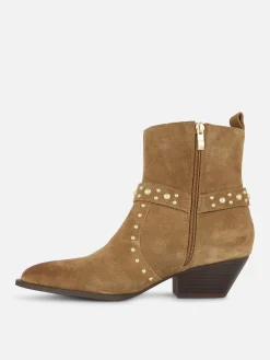 Botins Imitação Camurça Tachas Rita Ora