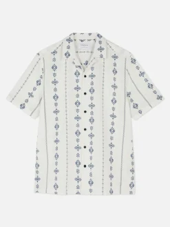 Camisa Manga Curta Tecido Enrugado Padrão Geométrico