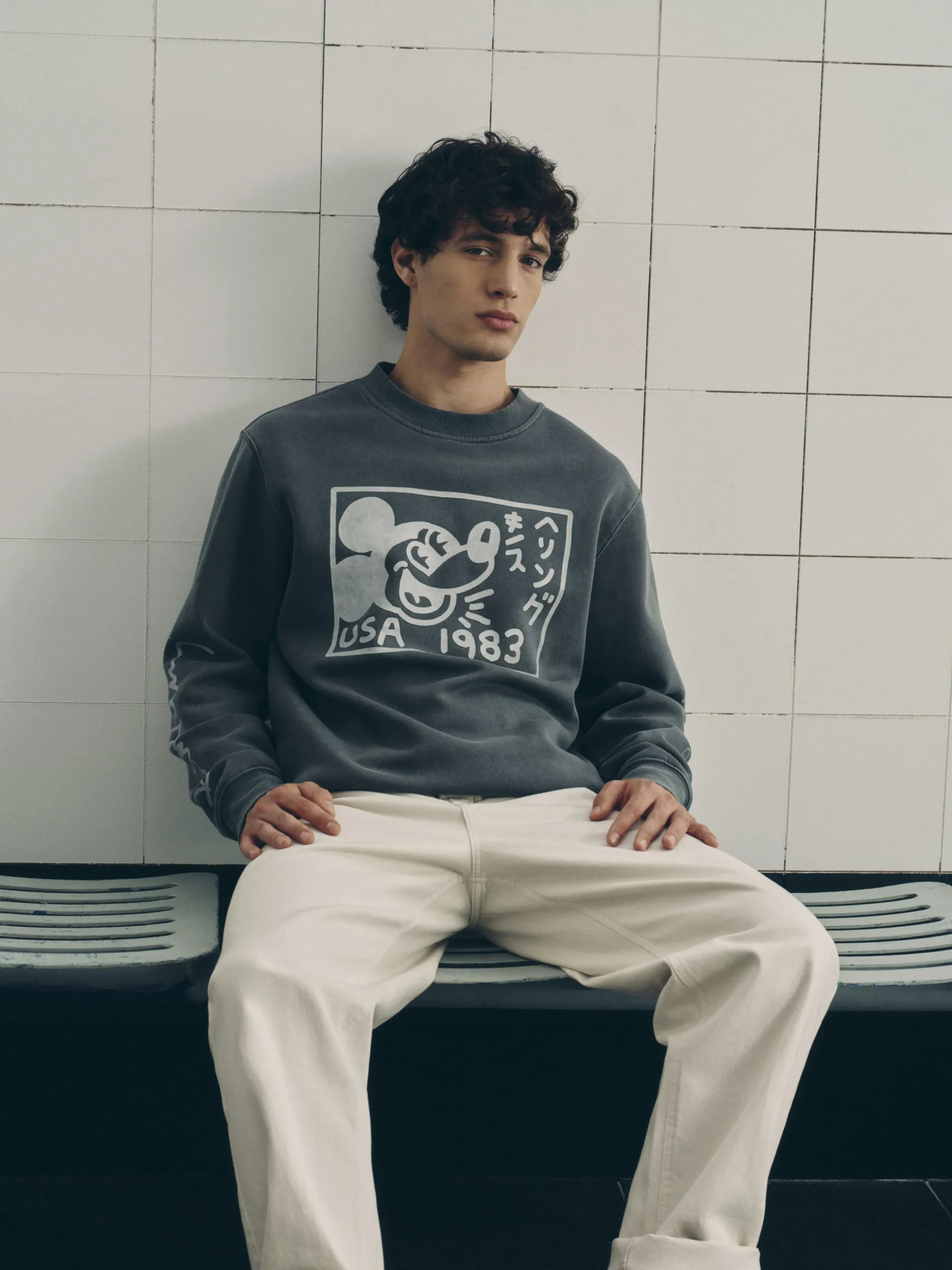 Camisola Lavagem ácida Disney Mickey Mouse X Keith Haring