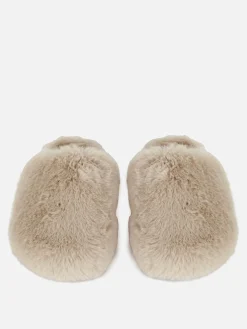 Chinelos Felpudos