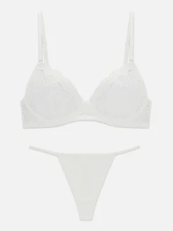 Conjunto Sutiã Renda Não Almofadado/tanga Fio Dental