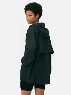 Parka Impermeável Capuz Leve